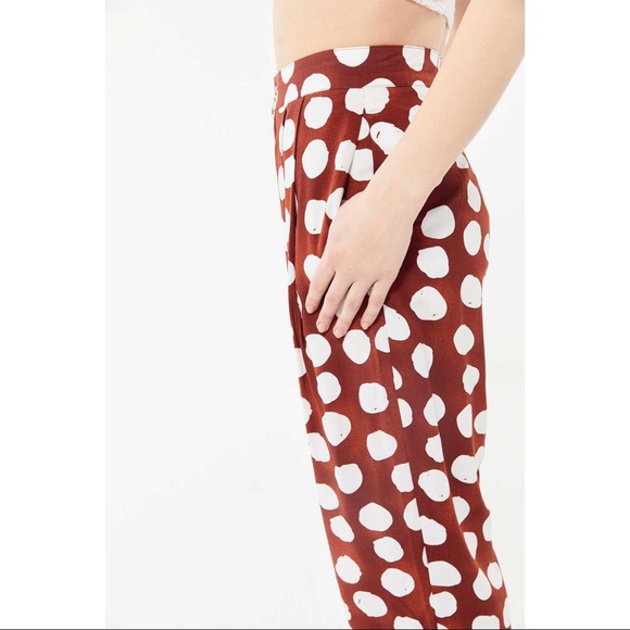 Urban Outfitters Red Uo Dara Pleated Trouser Pant - Picture 2 of 12